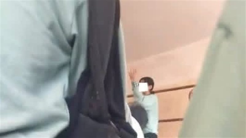الطالبة 