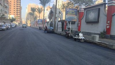 محافظ الغربية يتابع رصف القطاع الثاني من شارع الجلاء بالمحلة الكبرى