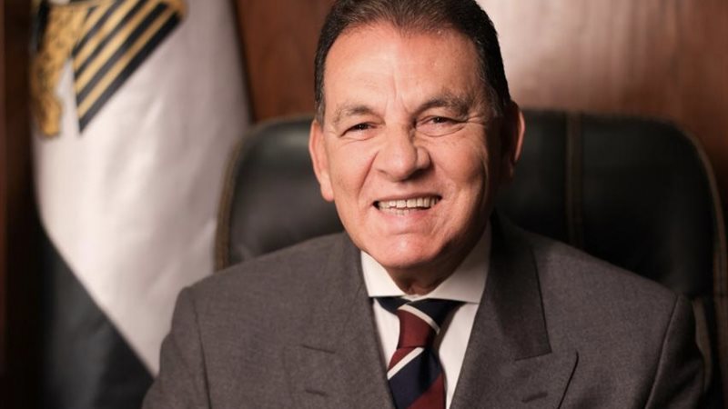 حاتم باشات 
