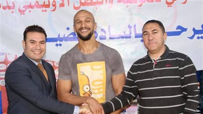 المصارع الأوليمبي كرم جابر يقود تدريب مواهب مشروع البطل الأوليمبي بدمياط