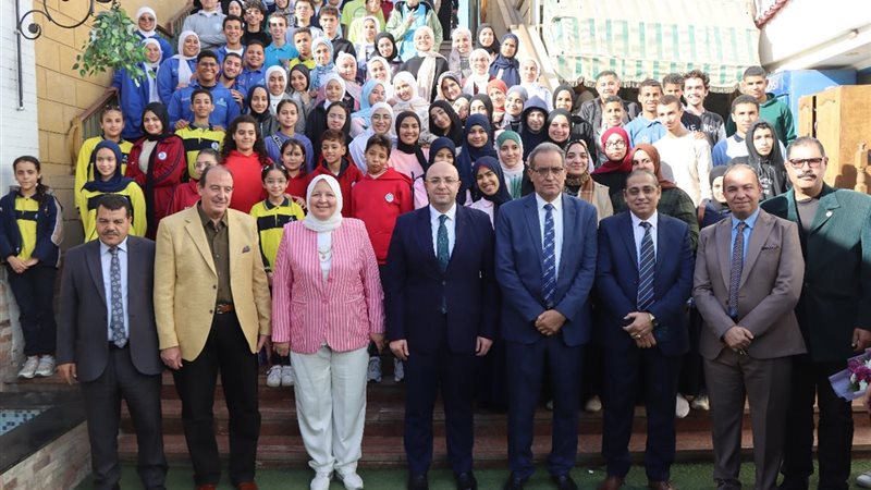 محافظ بنى سويف وقيادات