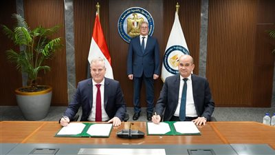  وزير البترول يشهد توقيع عقد رخصة إنتاج وقود الطائرات المستدام 