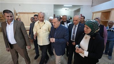 محافظ أسيوط يتابع أعمال تطوير الوحدة الشاملة لرعاية الأطفال