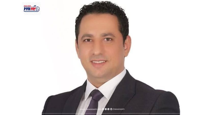 مصطفى خليل 