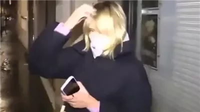 أنا لست مسؤولة.. صحفي أوكراني يطارد 