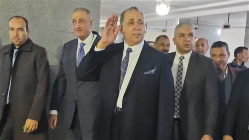 نقيب المحامين