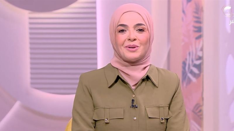 منى عبد الغني 
