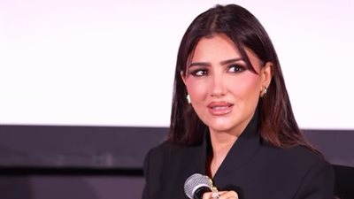 «الشماتة في الموت أقذر ما يفعله إنسان»|مي عمر ترد على تعليق صادم لوفاة والدها