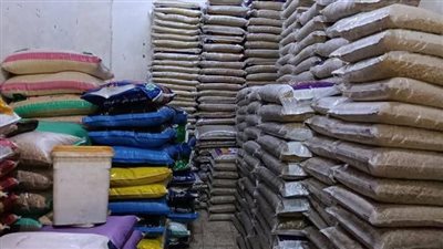 تموين القليوبية: ضبط 2.5طن أرز و700 لتر زيت و200 كجم طحينة مجهولة المصدر 