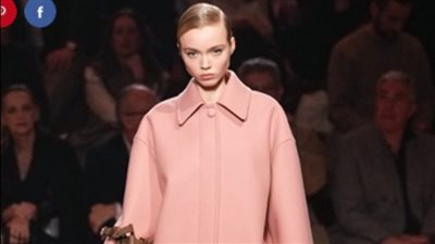 نصائح متنوعة وبسيطة لتنسيق المعطف بلون جريء هذا الشتاء 