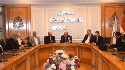 شعبة الطاقة المستدامة بغرفة القاهرة تطلب لقاء عاجل بوزير الكهرباء
