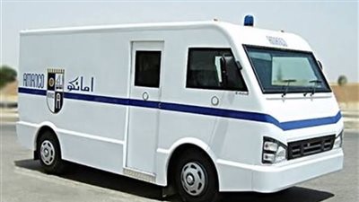 انقلاب سيارة نقل أموال بها 10 ملايين جنيه دون إصابات في حدائق أكتوبر