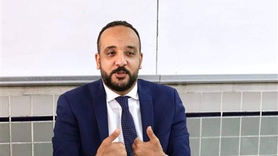 أحمد حمدي: مصر شريك لا تابع في الزيارات الأوروبية للرئيس السيسي