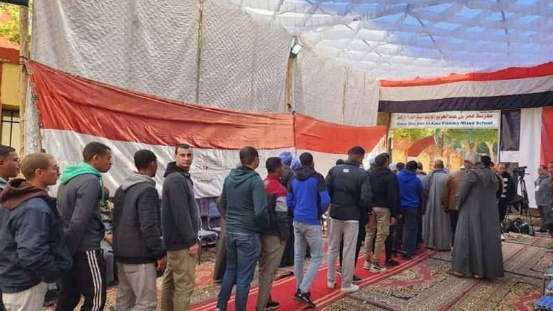 إقبال الناخبين للإدلاء