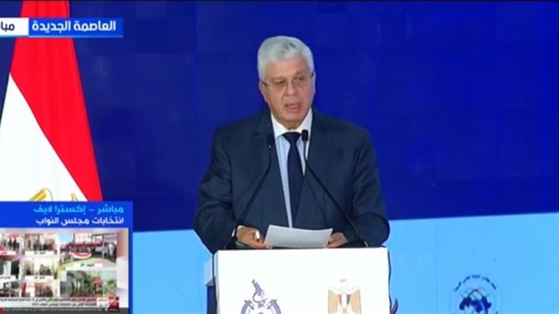 أيمن عاشور 