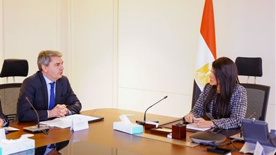 المشاط تبحث مع الاستثمارالأوروبي زيادة التمويل المختلط والاستثمارات في الشركات