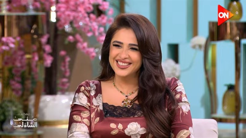ياسمين عبد العزيز