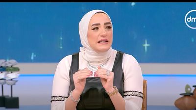 غادة كريم تسخر من تصرفات الناس في واقعة فتاة الأتوبيس