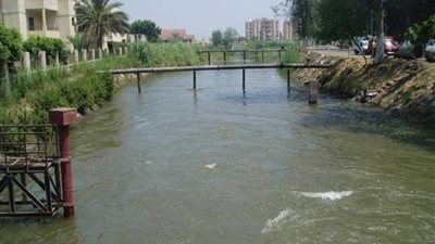 إصابة 6 طالبات والبحث عن أخرى في انقلاب سيارة نقل بترعة ناصر بالإسكندرية