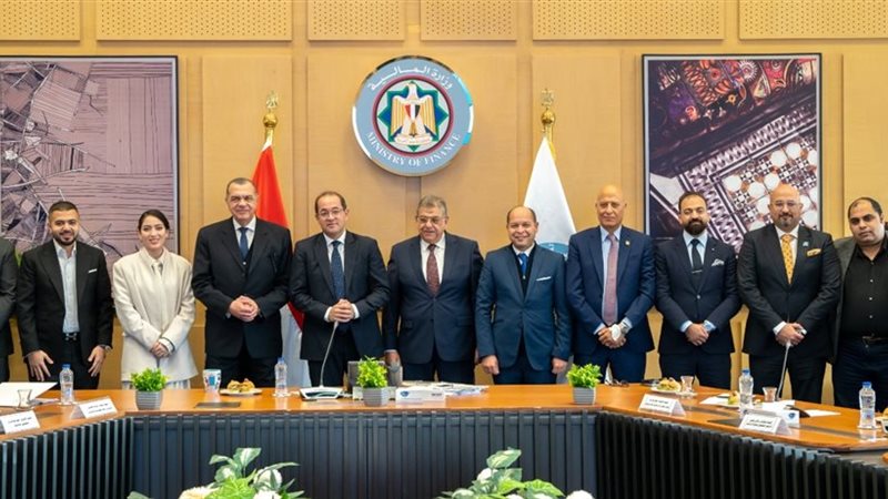 وزير المالية 