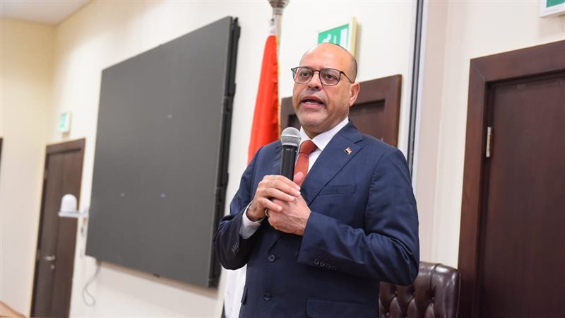 وزير العمل
