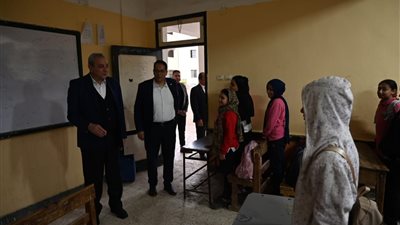 استعدادًا لجولة الإعادة لانتخابات النواب 2025.. محافظ الغربية يتفقد اللجان 