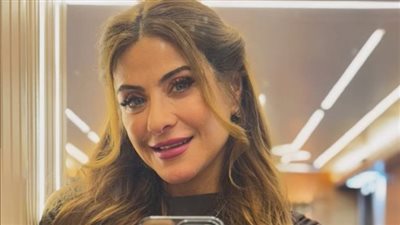 انتظروني.. هيدي كرم تشوق جمهورها بصور جديدة ولم تكشف عن التفاصيل