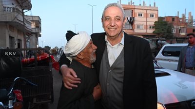 محافظ الغربية: تحسين الطرق جزء من خطة متكاملة لرفع جودة الحياة ببسيون