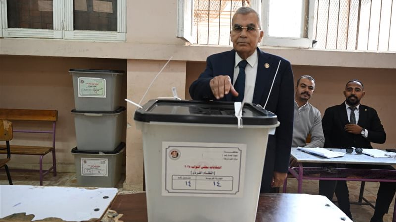  المستشار عصام فريد