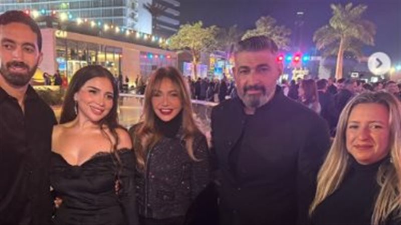 ليلى علوي برفقة مي