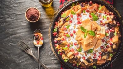 طريقة عمل فتة الباذنجان الصحية لفطار دايت لذيذ.. خطوات سهلة ومكونات اقتصادية