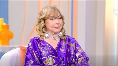 سهير السكري: نشأتُ في بيت يتحدث العربية الفصحى فصنعتني اللغة قبل الجامعة