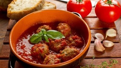 طريقة عمل كفتة الأرز باللحم وصلصة الطماطم الشهية في البيت 	