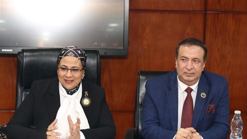 المستشارة أمل عمار