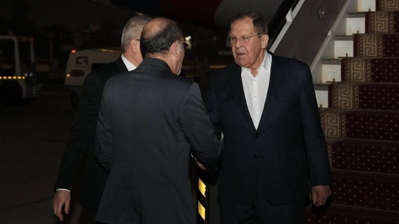بدر عبد العاطي ولافروف