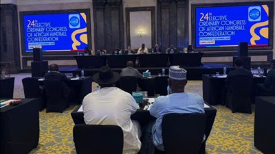 منصور أريمو رئيسًا للاتحاد الإفريقي لكرة اليد.. ومدحت البلتاجي نائبًا