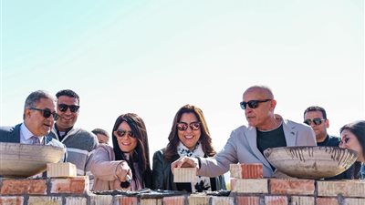 وزيرتا التخطيط والتنمية المحلية ومحافظ الأقصر يفتتحون المجزر الآلي في البياضية