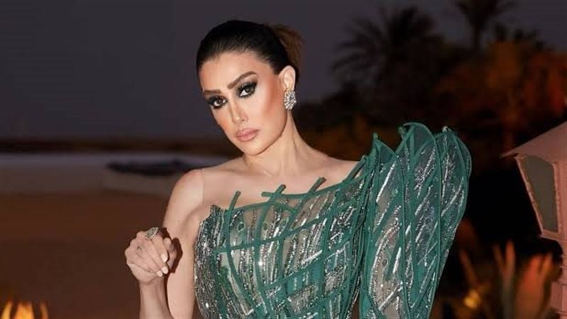 غادة عبدالرازق 
