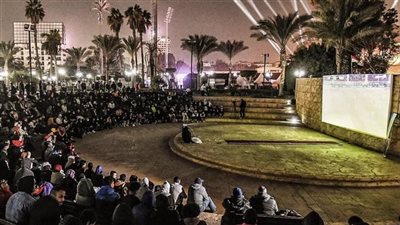 التنمية الشبابية بالجزيرة يعرض كأس أمم إفريقيا على شاشة عرض بالمسرح الروماني