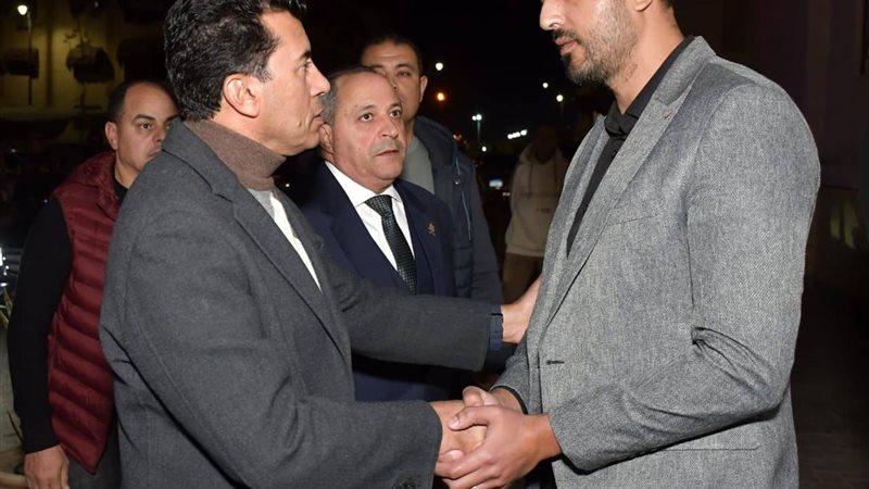 الدكتور أشرف صبحي،