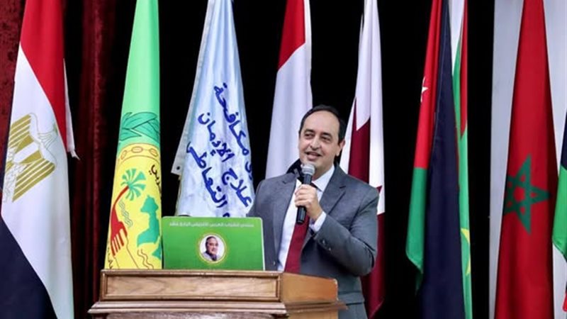 د. عمرو عثمان