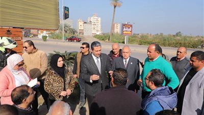 دمياط تواصل مكافحة العشوائية.. إزالة إشغالات وسرعة التعامل مع المخالفين