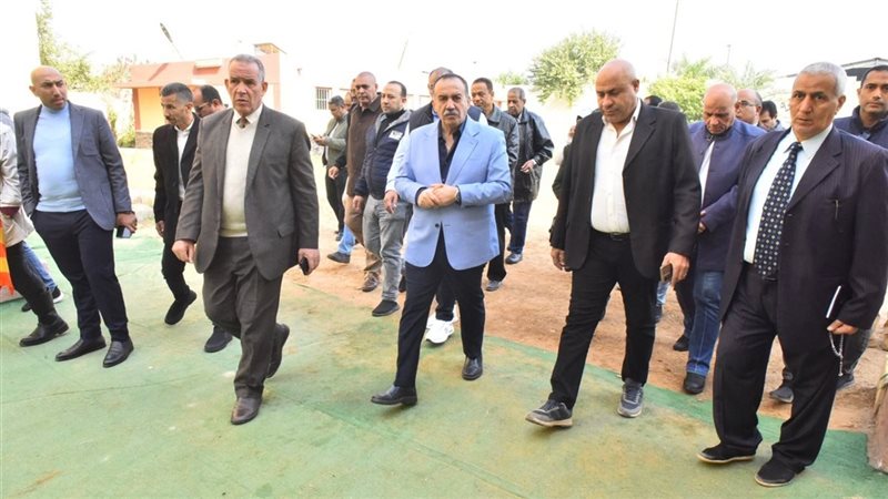 محافظ أسيوط 