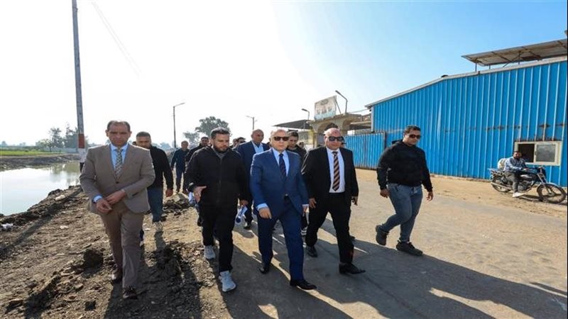 محافظ كفرالشيخ يتفقد