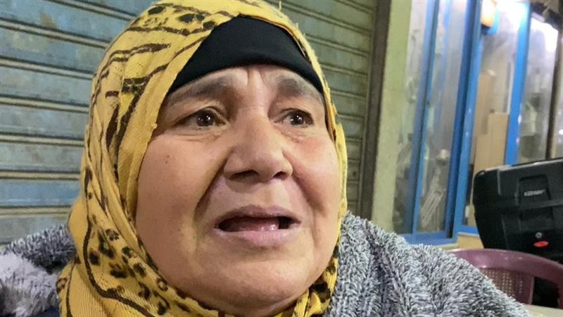 والدة عمرو