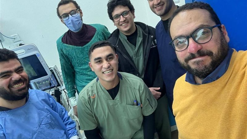 بعض أعضاء الفريق