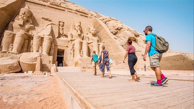 القطاع السياحي