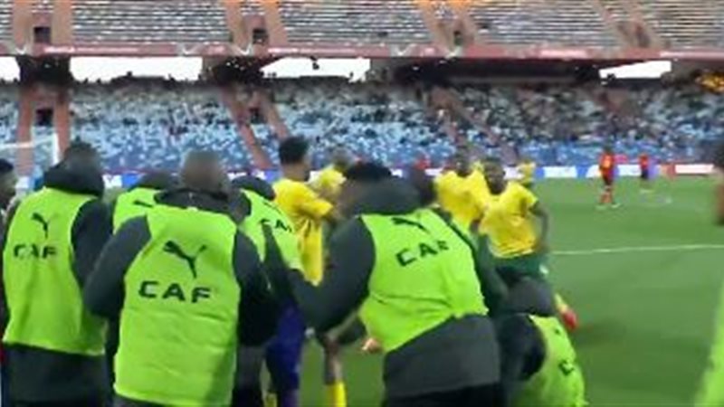 أنجولا وجنوب إفريقيا