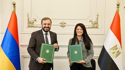 التخطيط ونظيرها الأرميني يترأسان أعمال الدورة السادسة للجنة المصرية الأرمينية