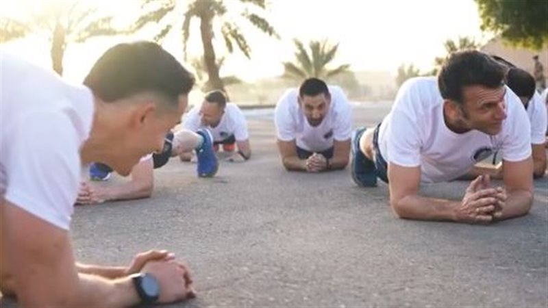 ماكرون يشارك في تدريبات